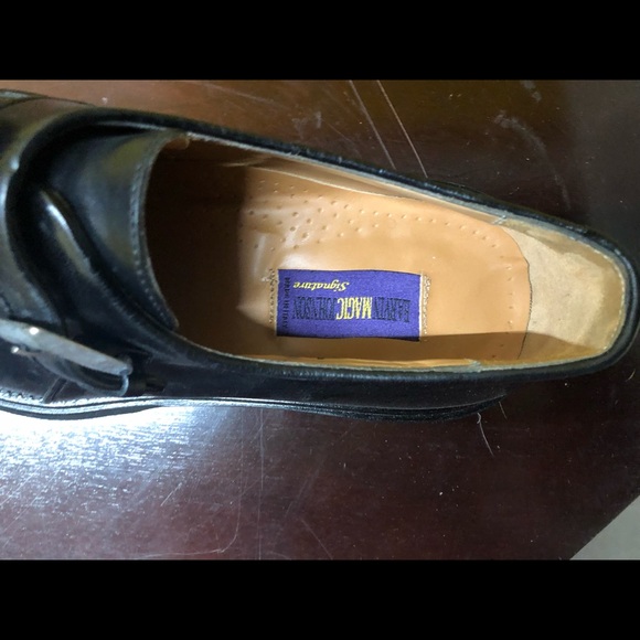 Black loafers main image 4